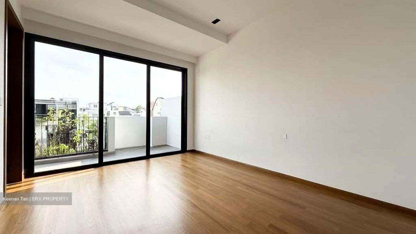 Sembawang Straits Estate (D27), Terrace #568920411